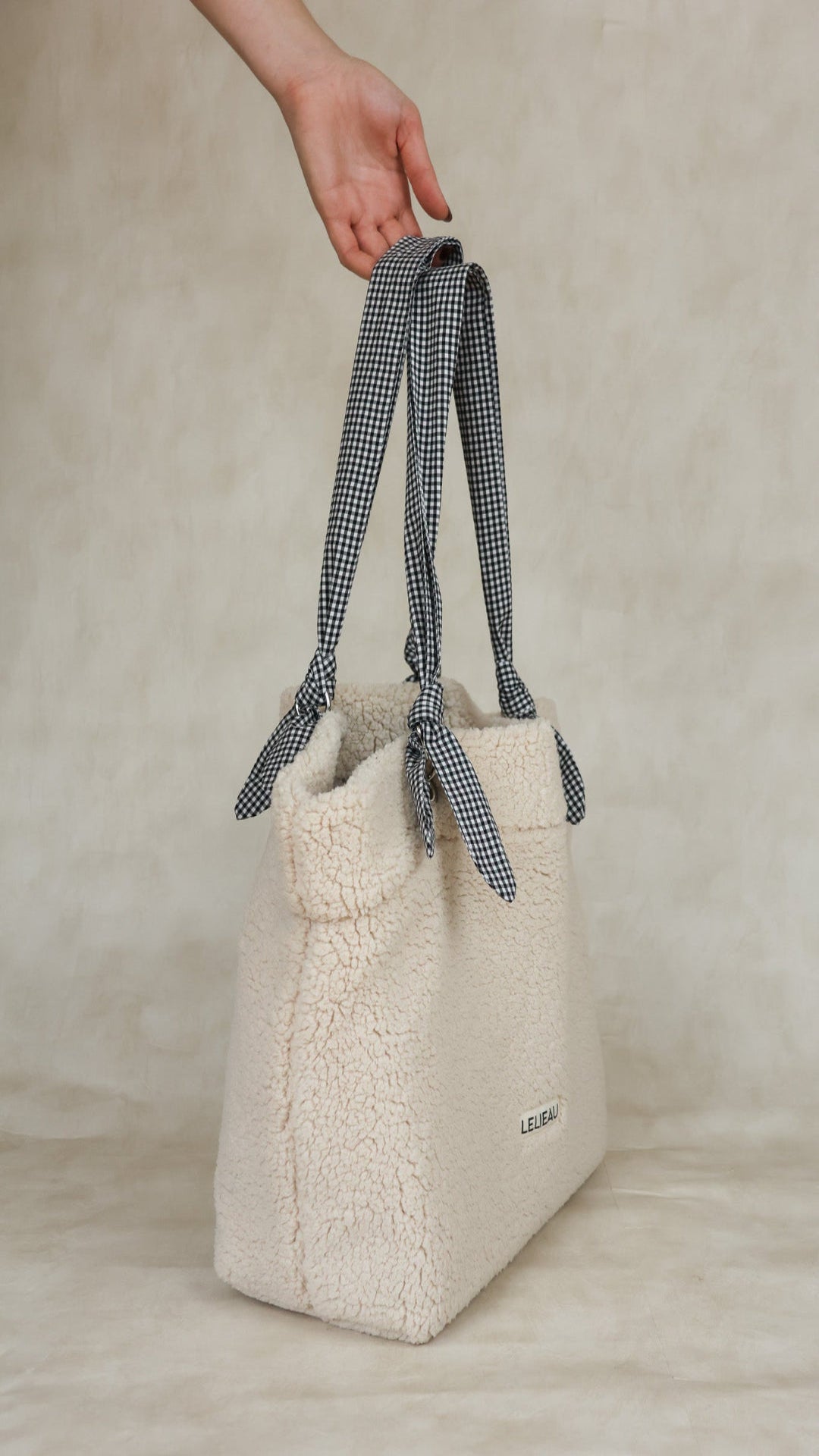 Le tote cabas moumoute -avec ses anses